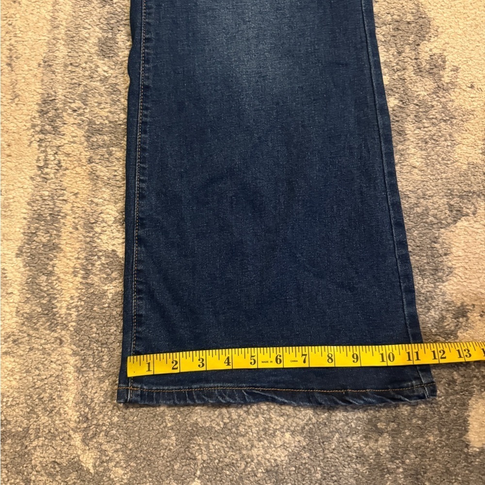 NWT SHEIN Dark Blue Flare Jeans - Picture 7 of 7